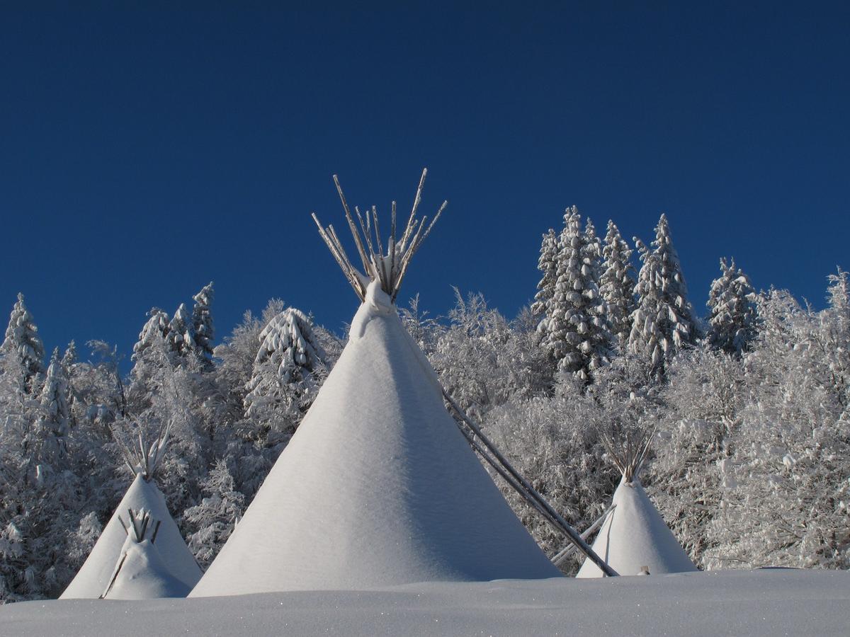 Village Tipi La Féclaz Екстериор снимка