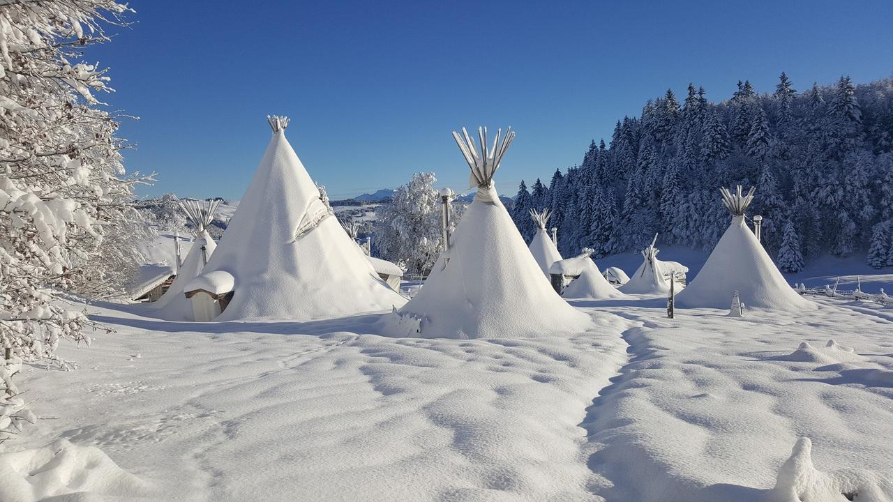 Village Tipi La Féclaz Екстериор снимка