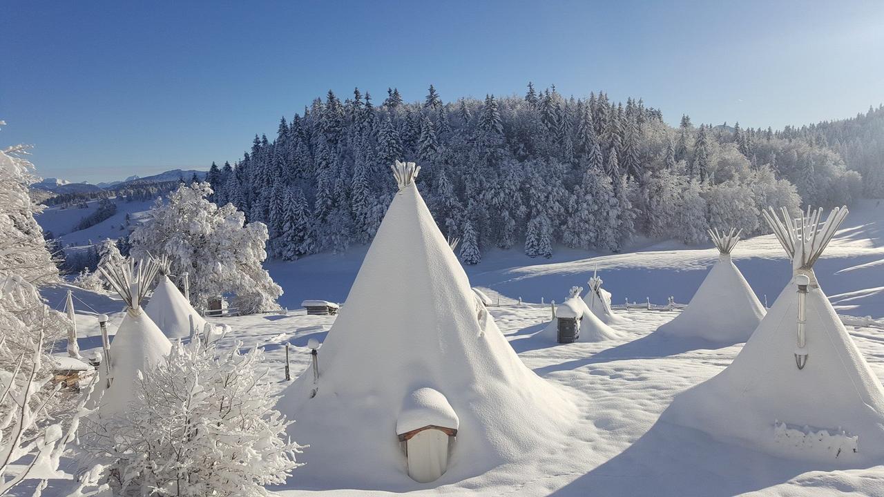 Village Tipi La Féclaz Екстериор снимка